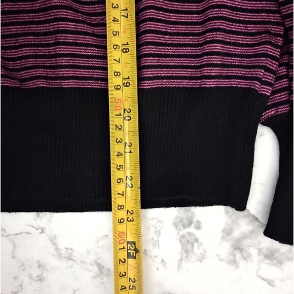 Nine West Long Sleeve Top with Glitter Threads Size Large - Picture 8 of 8